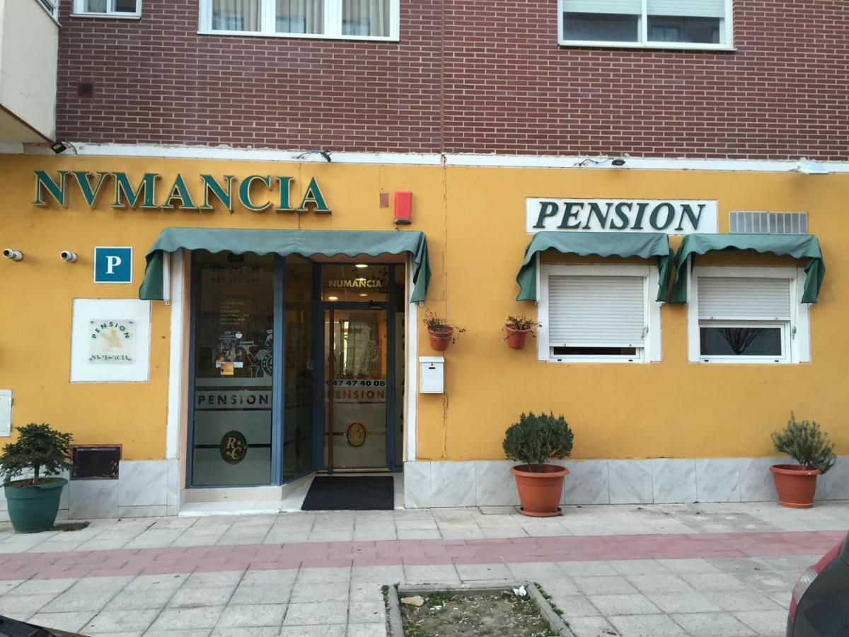Alojamiento Numancia Pension Burgo المظهر الخارجي الصورة